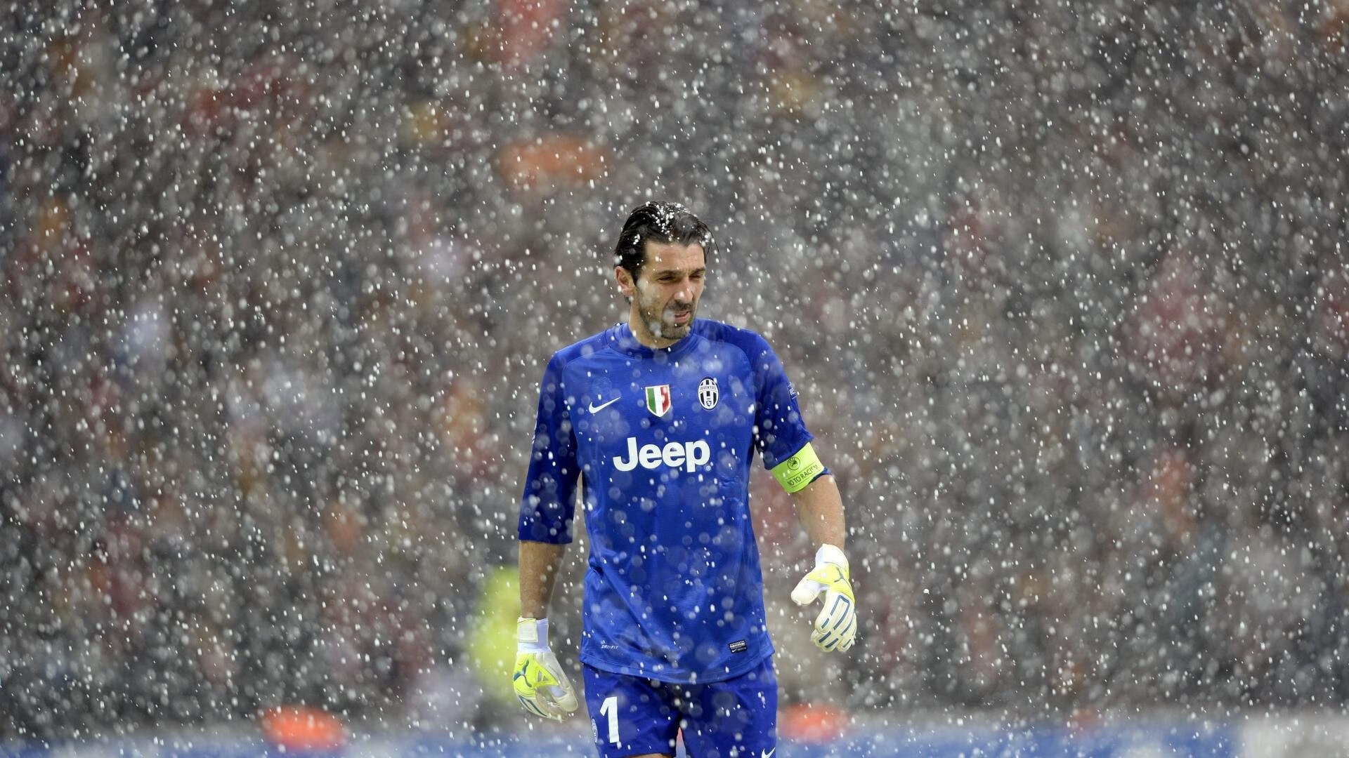 14场造12球!巴萨3-1完胜,拉什福德再进球,当选西甲官方最佳,巴萨后腰引援